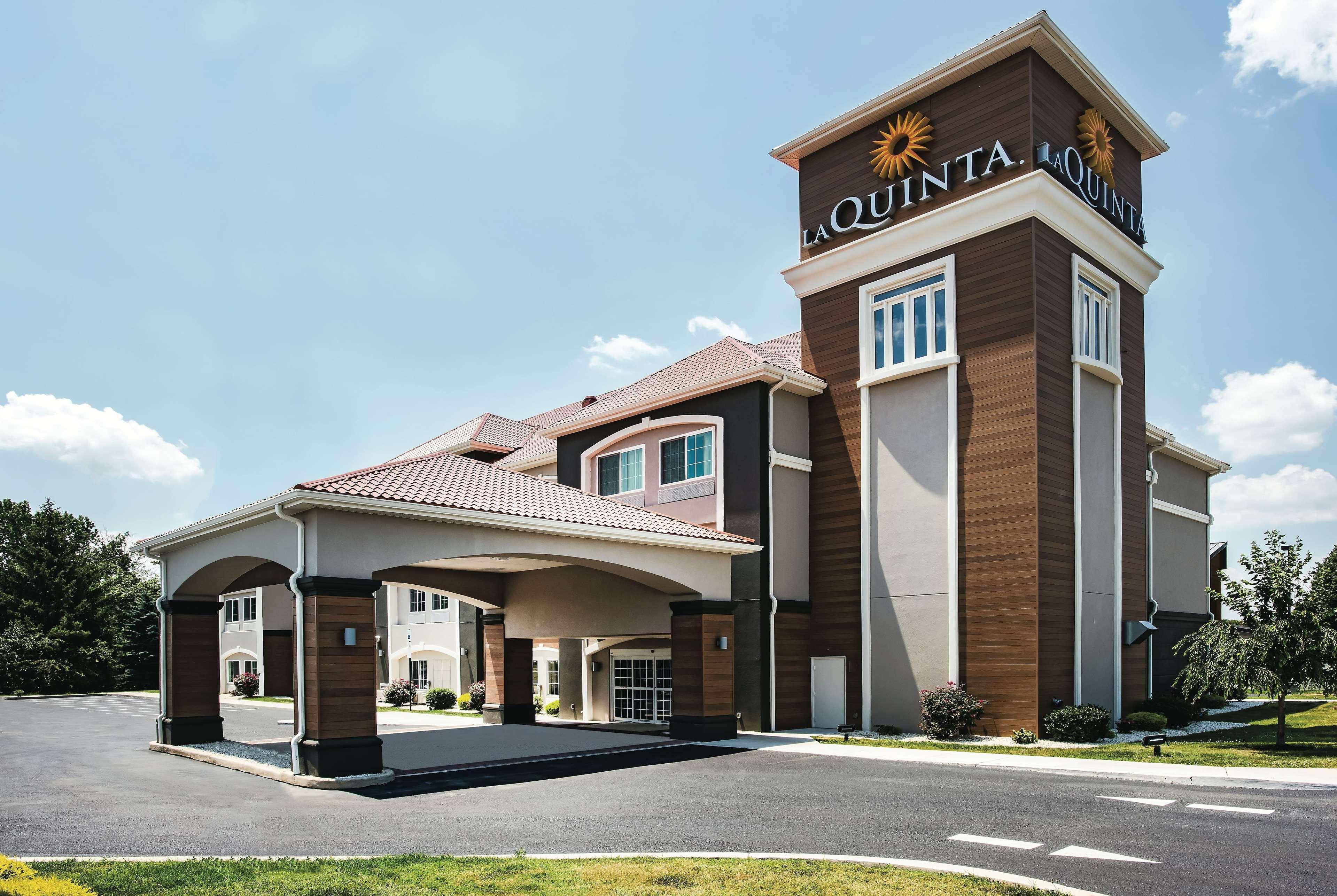Hotel La Quinta By Wyndham Chambersburg Exterior foto