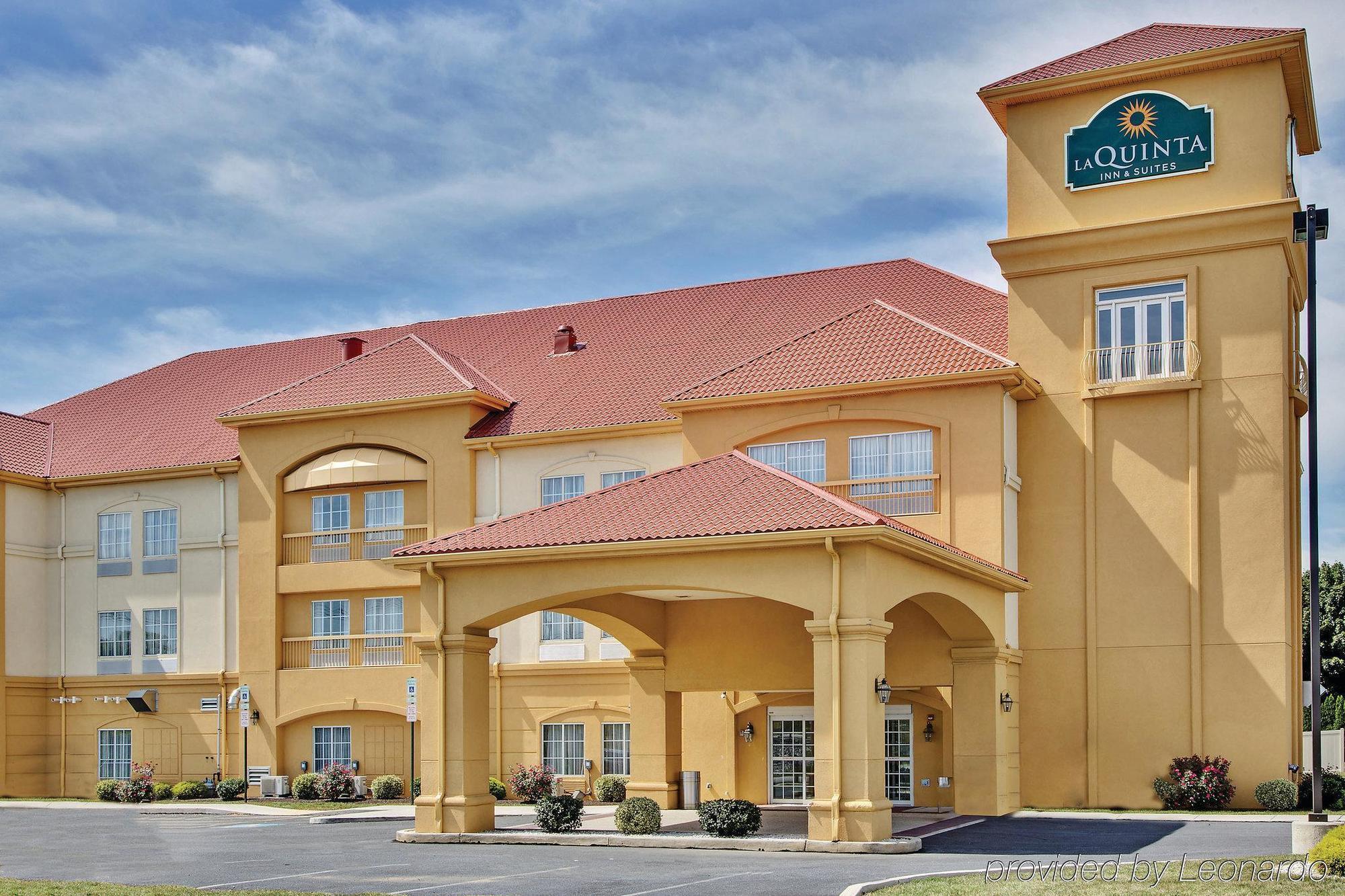 Hotel La Quinta By Wyndham Chambersburg Exterior foto