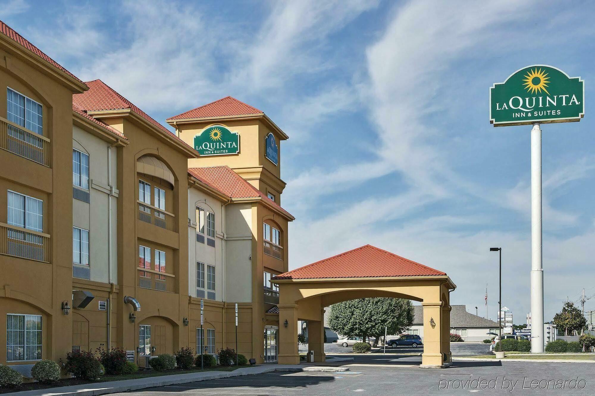 Hotel La Quinta By Wyndham Chambersburg Exterior foto